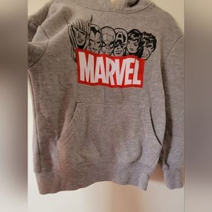 Bundle Marvel Sweatshirt and T-shirt XS